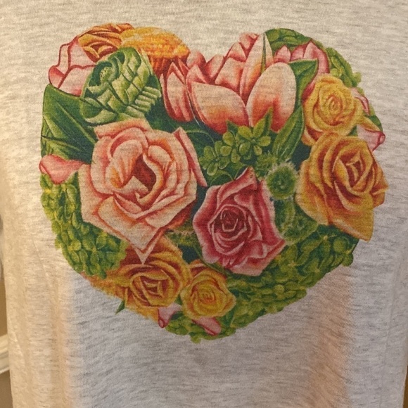 Cabi 5932 Botanical Tee Spring 2021 Limited Edition Medium NWOT Made in USA - Picture 4 of 8